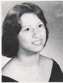High School Senior Picture Elizabeth Lopez